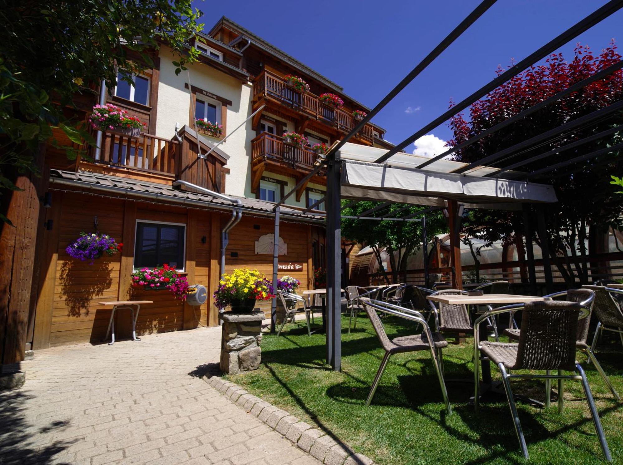 Hotel Les Autanes Spa-Balneotherapie & Restaurant Ancelle Ngoại thất bức ảnh